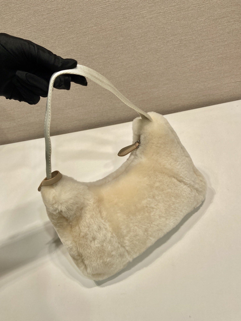 Pra*a hobo bags